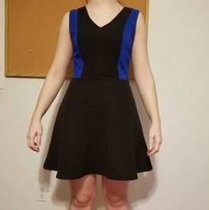 Black & blue a-line dress